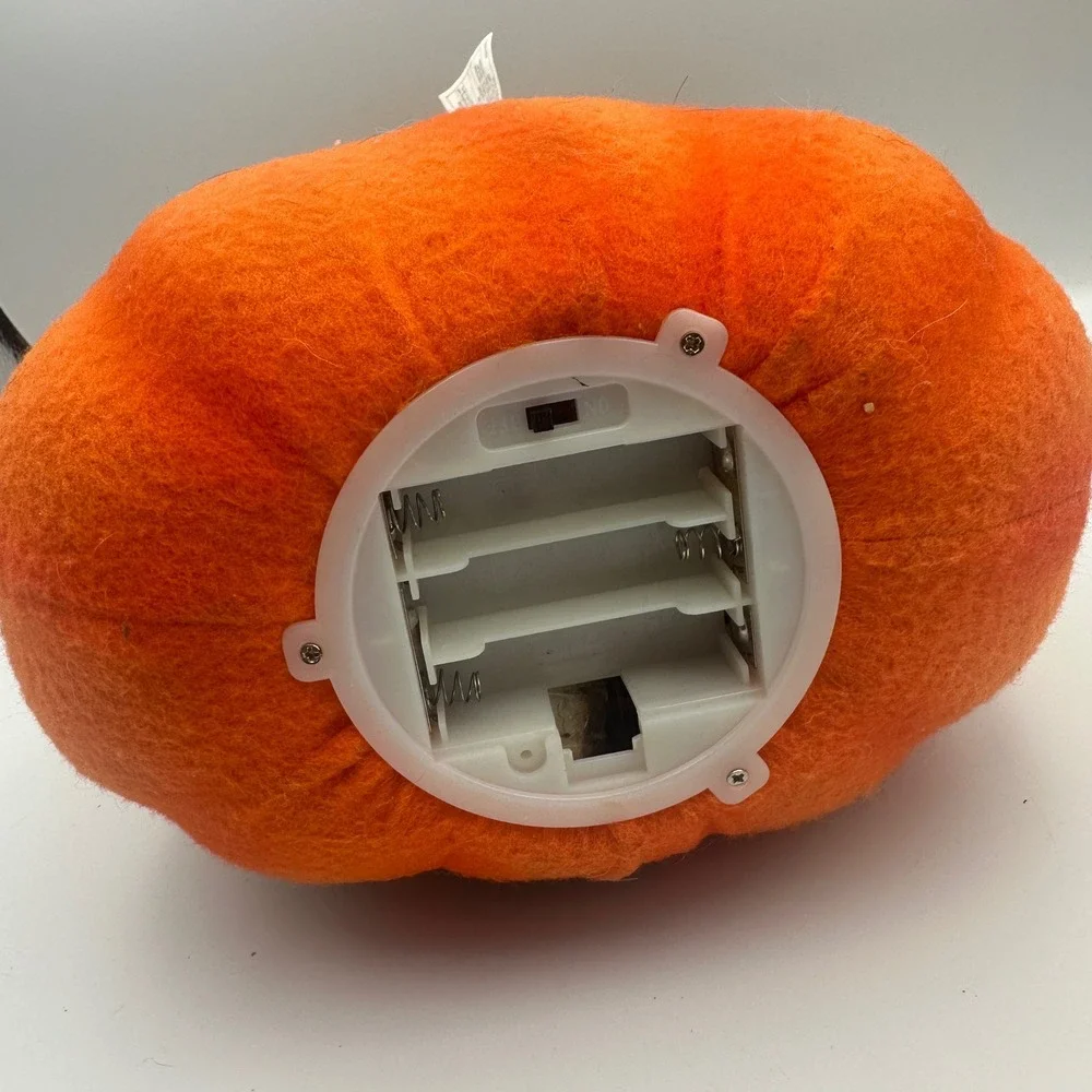 Avon Halloween Plush Owl on Jack O Lantern Pumpkin Light Up Decor Halloween Fall